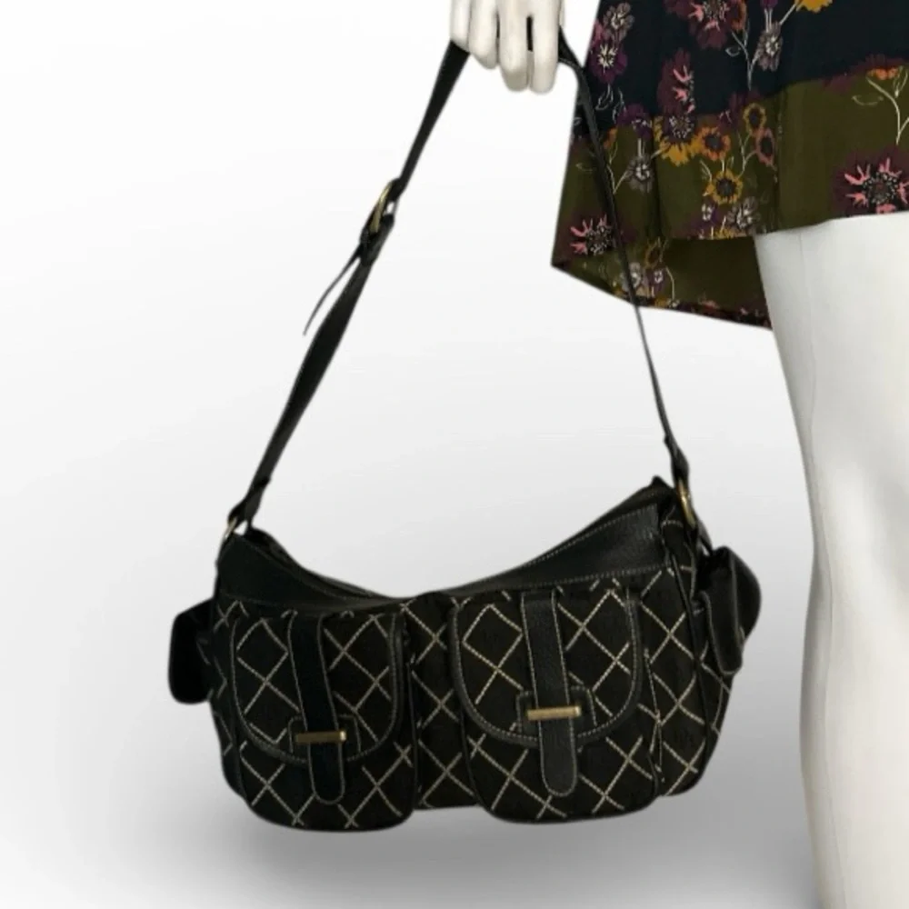 Chic Black Quilted Shoulder Bag